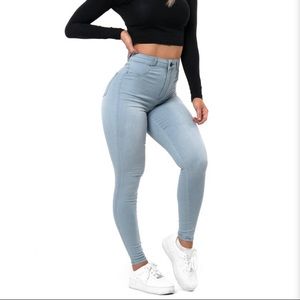 Womens contour bleach blue high waisted FitJeans
